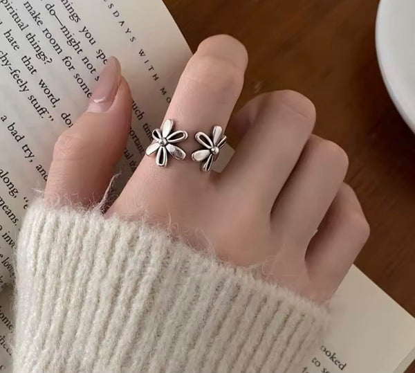 Anillo doble flor