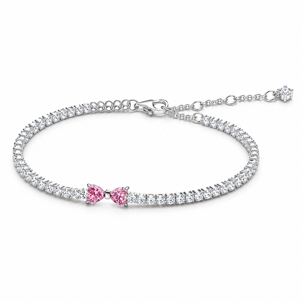 Pulsera 925 moño rosa en detalle sobre fondo blanco